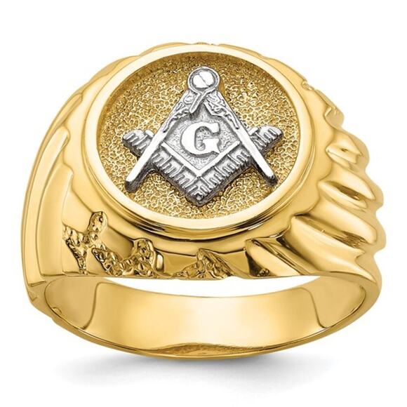 10K Two-Tone Masonic Mens Ring. Size 10 1/2. Ring is sizable - Picture 1 of 9
